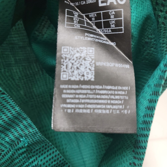 GUESS Men's Slim-Fit Button-Up Shirt Size Medium - Picture 7 of 7